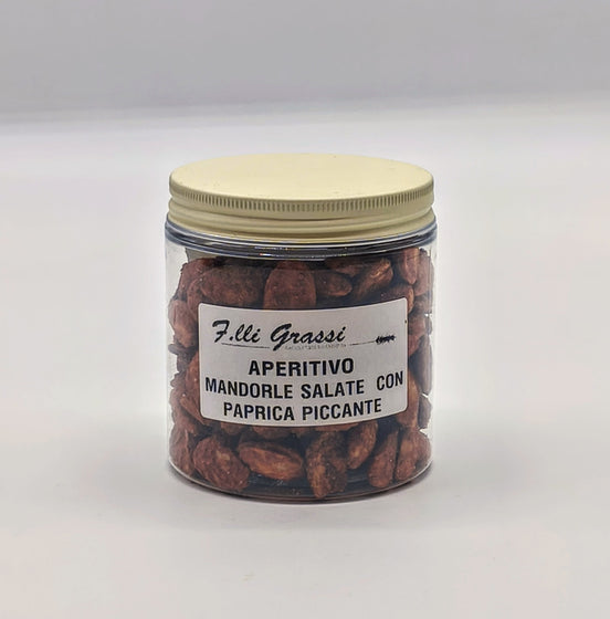 Mandorle salate alla paprica piccante