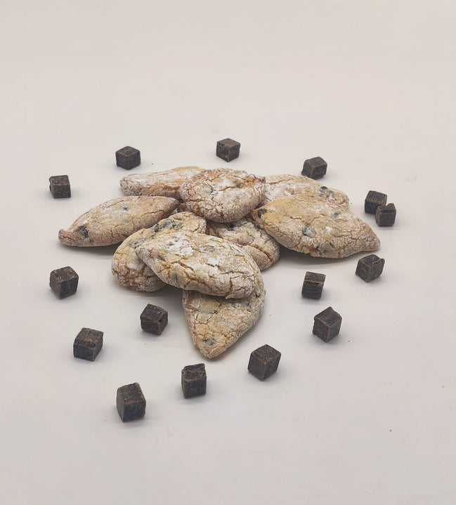 Ricciarelli con Gocce di Cioccolato Fondente